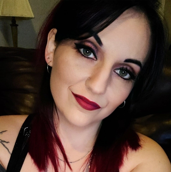 angela_peters